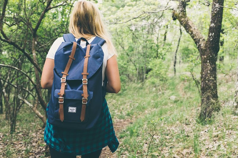 backpack-1836594_1280-(1).jpg